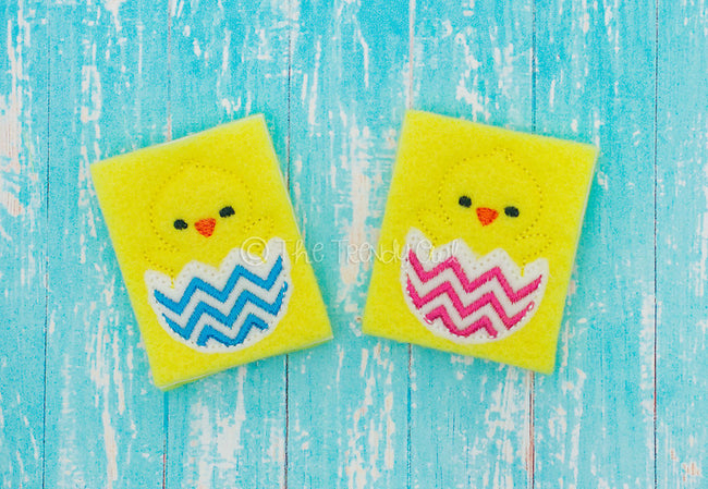 1 pc. Easter Chicks in Chevron Eggs - UNTRIMMED